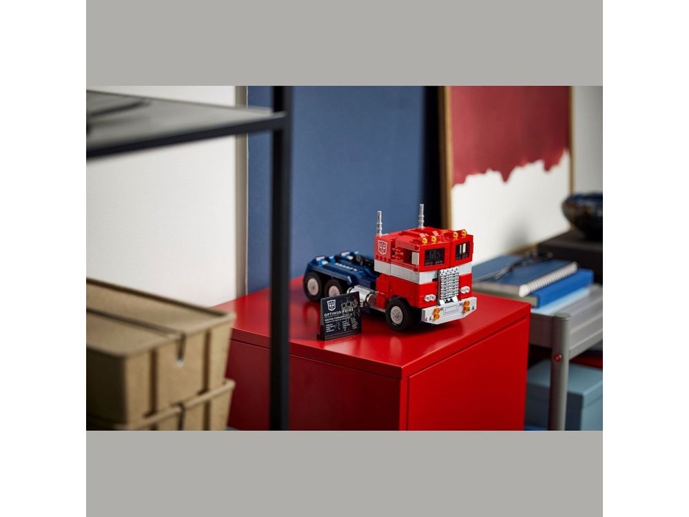 LEGO® Icons 10302 Optimus Prime