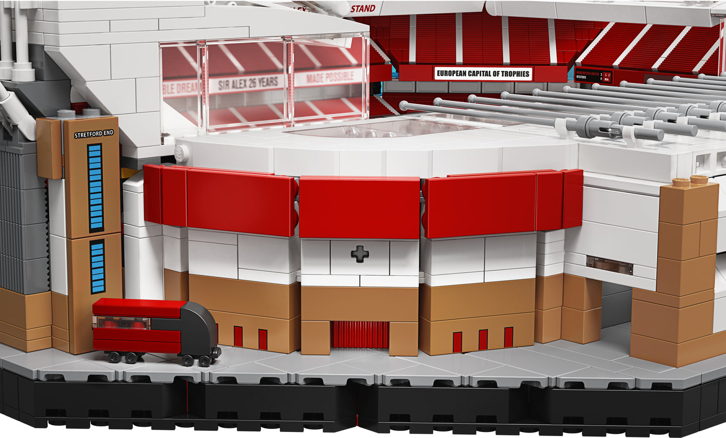 LEGO® Creator Expert 10272 Old Trafford – Manchester United