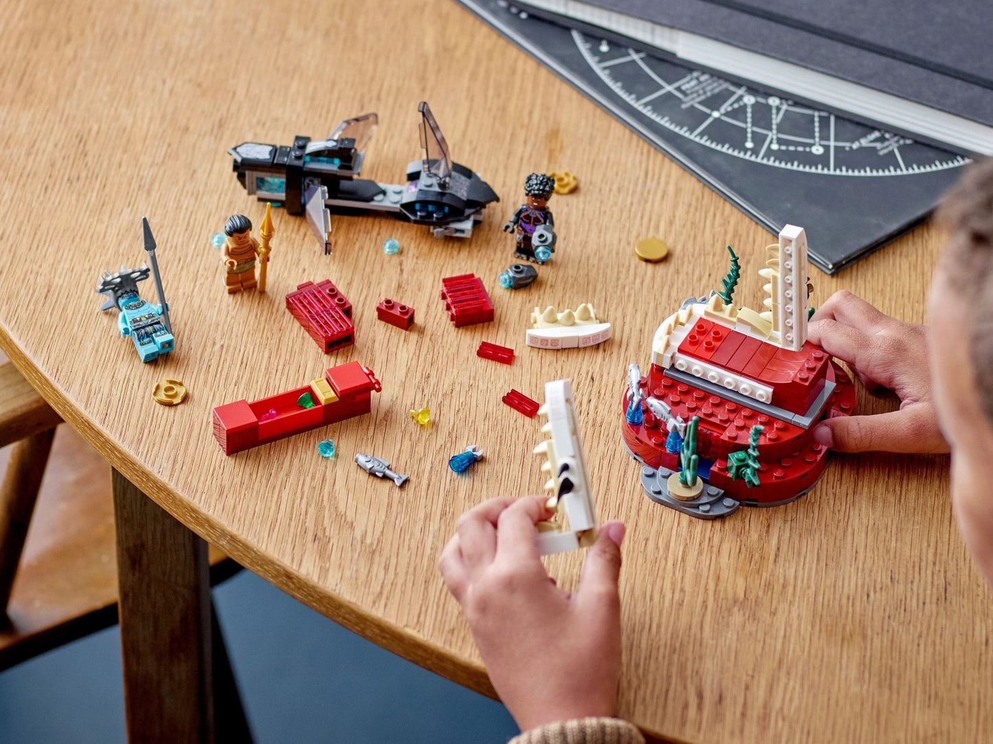 LEGO® Marvel 76213 König Namors Thronsaal