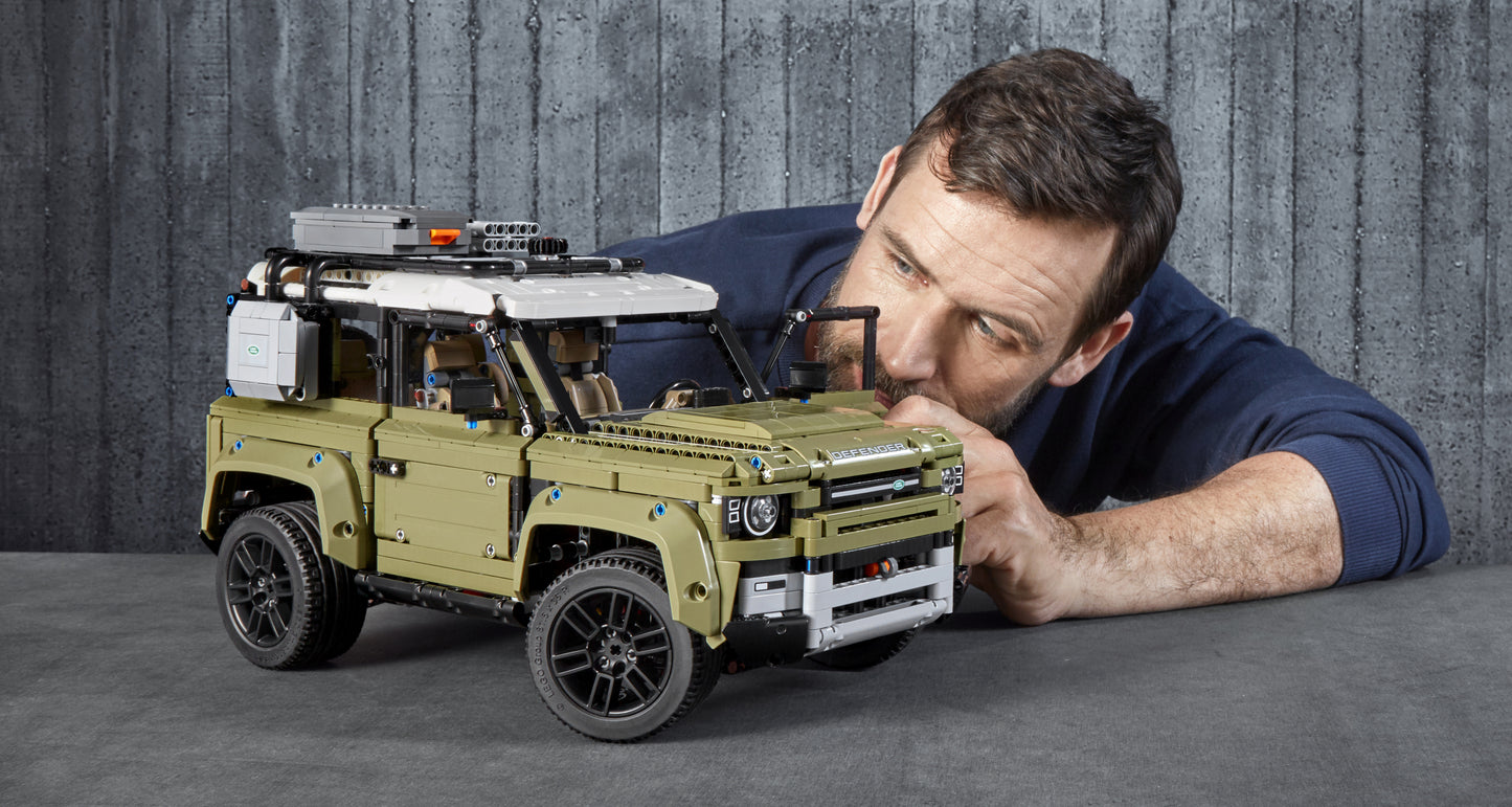 LEGO® Technic 42110 Land Rover Defender