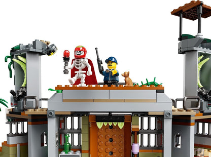 LEGO® Newbury´s verlassenes Gefängnis 70435