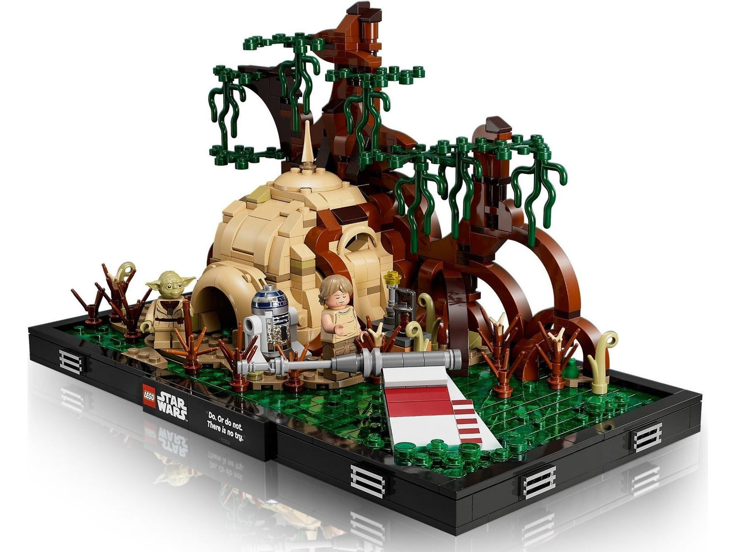 LEGO® Star Wars™ 75330 Dagobah™ Jedi Training Diorama