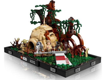 LEGO® Star Wars™ 75330 Dagobah™ Jedi Training Diorama
